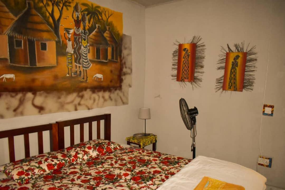 Casa Hotel Sinkiling Gambia Serrekunda Exterior foto